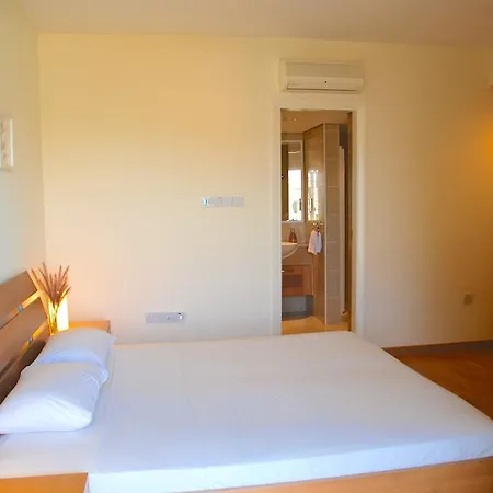 Villa 3 Bedroom Minami With Stunning Views, Aphrodite Hills *