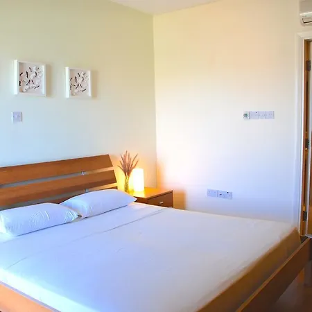 3 Bedroom Minami With Stunning Views, Aphrodite Hills Villa Kouklia