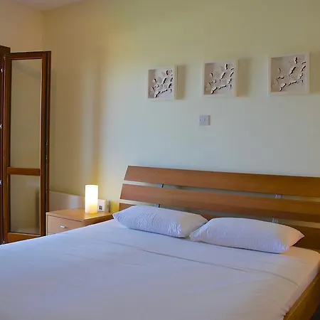 3 Bedroom Minami With Stunning Views, Aphrodite Hills Villa Kouklia